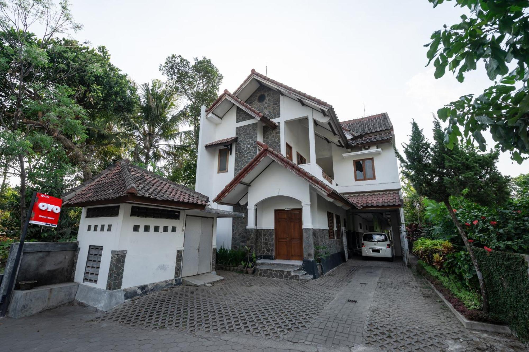 Hotel Super Oyo 1778 Omah Duwet Beran Kidul Exterior foto