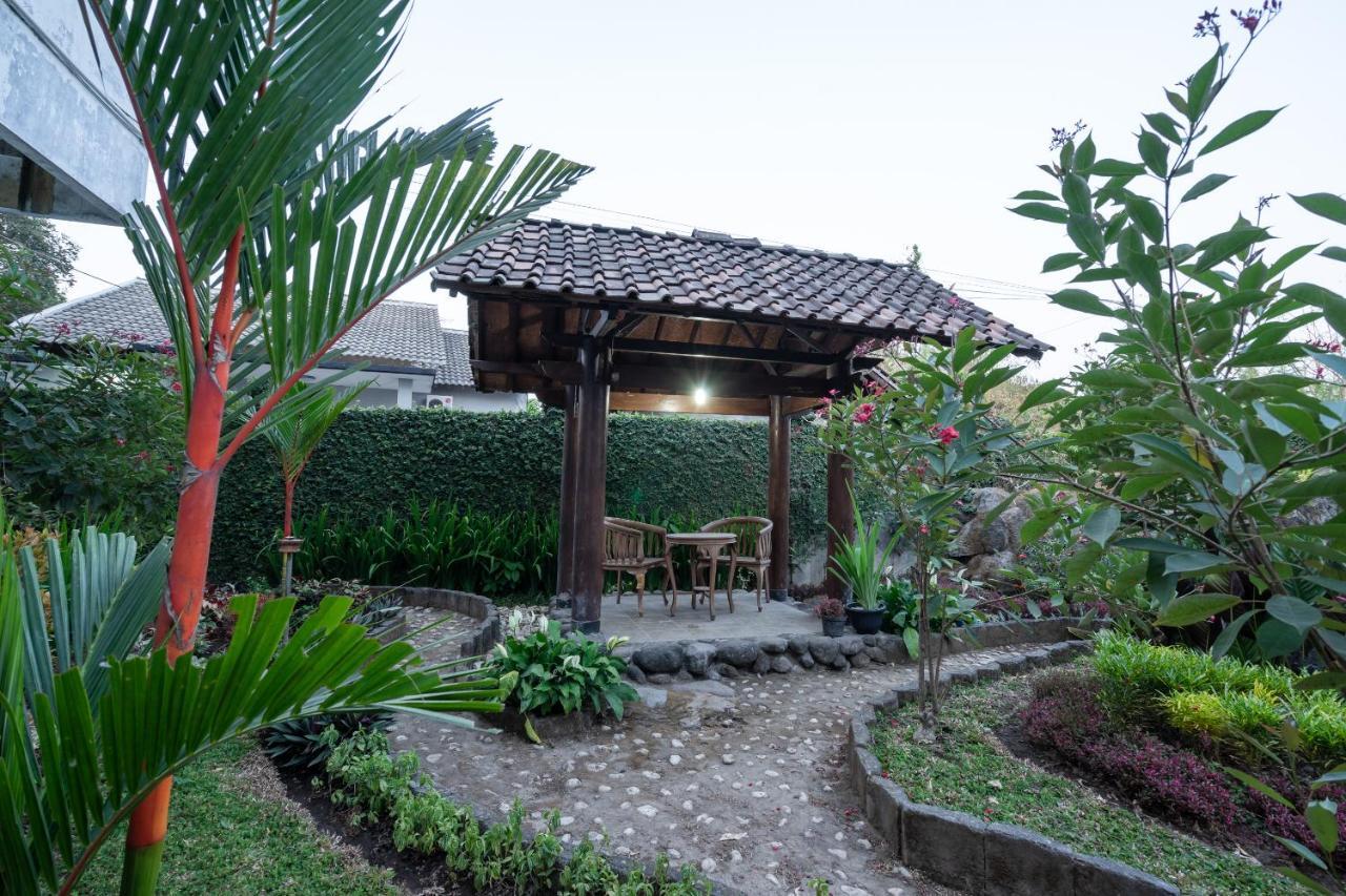 Hotel Super Oyo 1778 Omah Duwet Beran Kidul Exterior foto